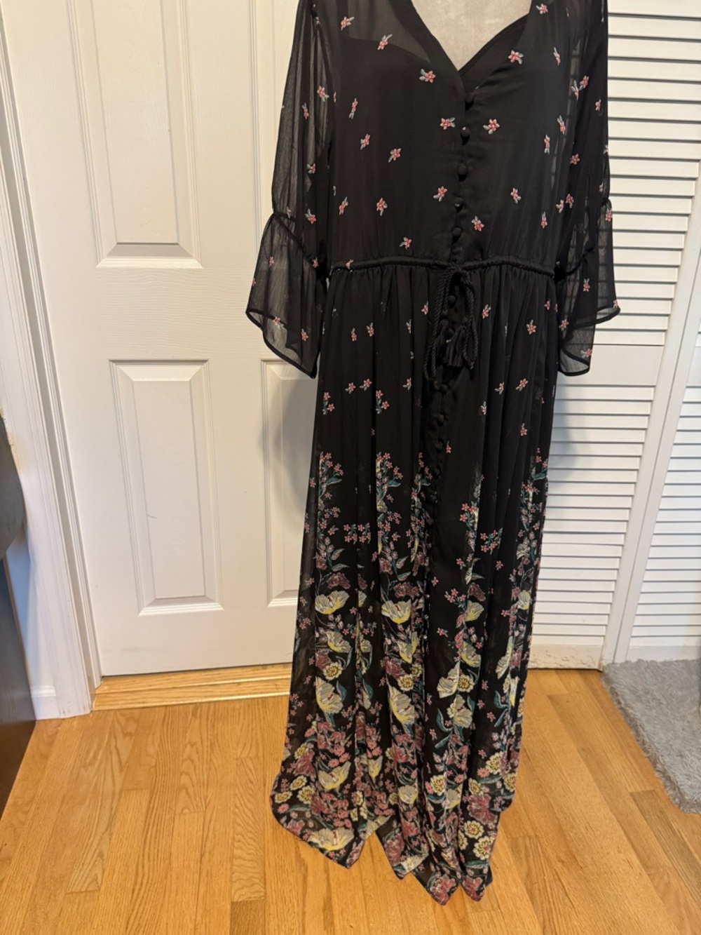 Torrid Maxi Dress Sheer with Detached Slip 1X - Picture 5 of 7